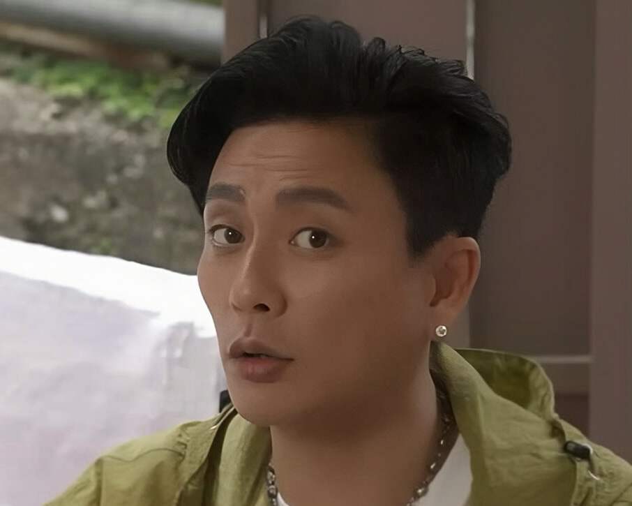 黄宗泽不婚主义:因父母离婚,临终要花光所有积蓄