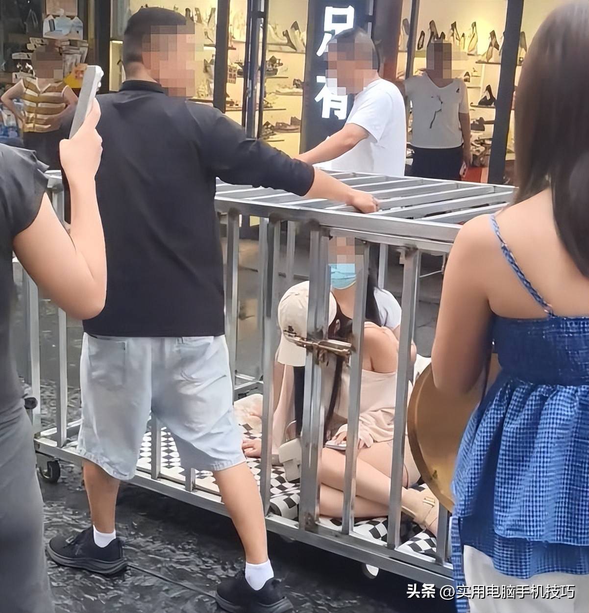 湖南女子笼中案:8人全被刑拘