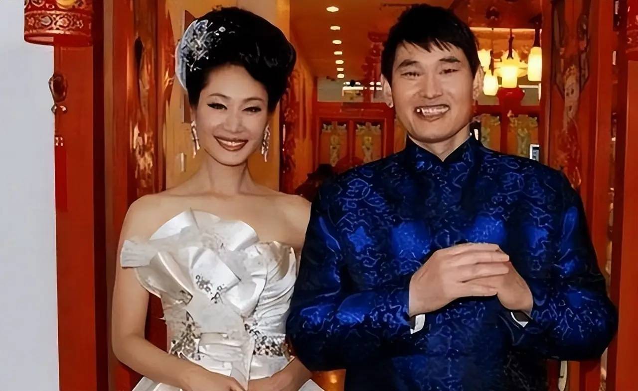 于文华13年绯闻真相:出轨朱之文不孕
