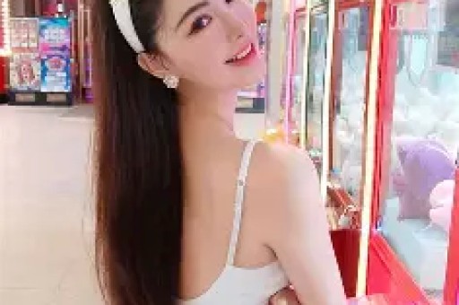 23岁网红蠢沫沫离婚：17岁被安排性侵后出轨