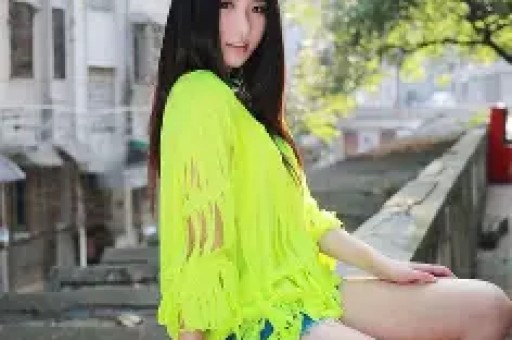 张凯丽违规掀内娱艺名取消潮，顶流变透明