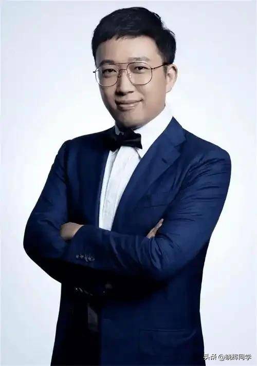 7月4瓜:情感纠纷、照片、媒体评论,个个离谱