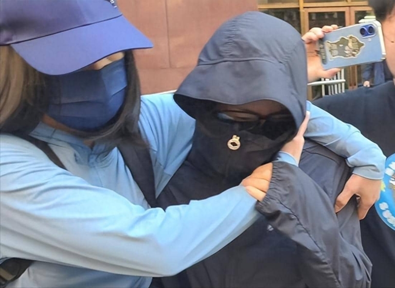 澳洲交换生被投毒三次命悬一线，”黑寡妇”一审获刑11年2个月